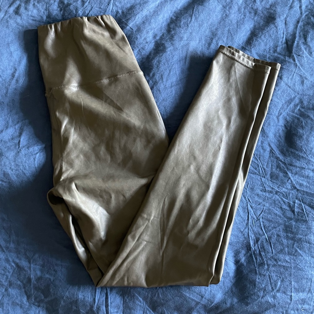 Wilfred Daria Pant